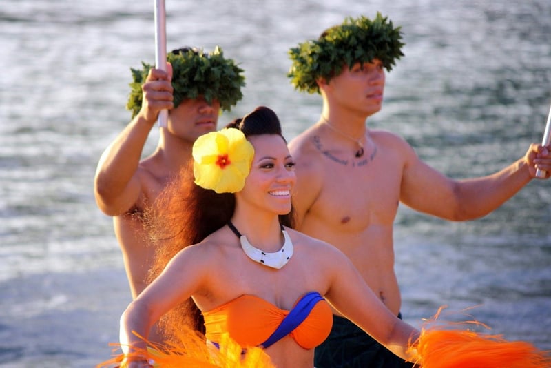 Hula Dancer